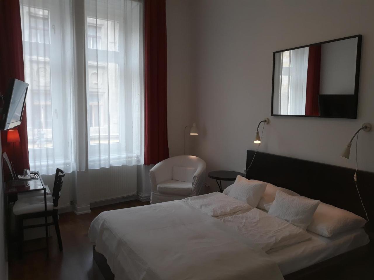 בודפשט Connection Guesthouse מראה חיצוני תמונה
