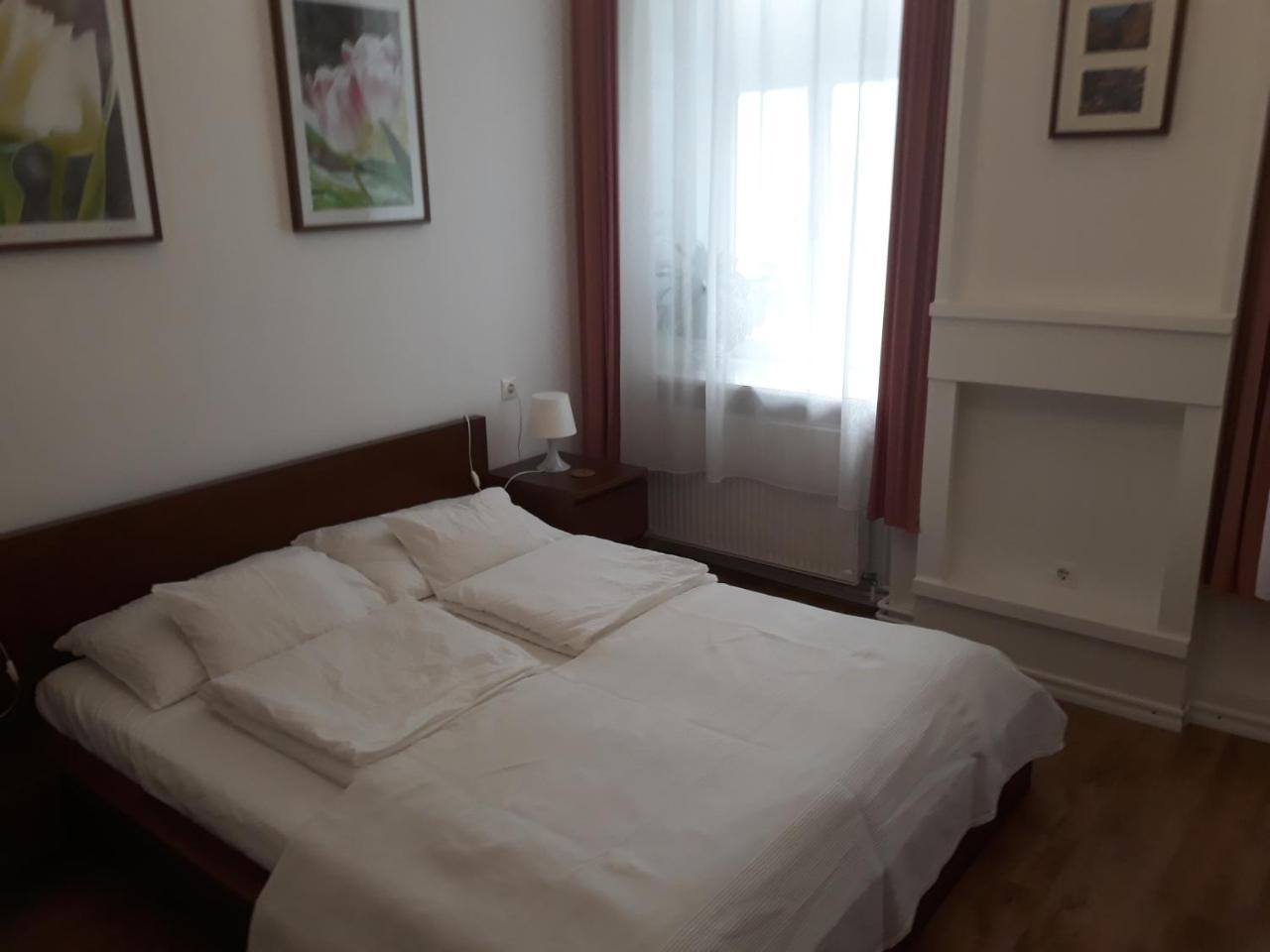 בודפשט Connection Guesthouse מראה חיצוני תמונה