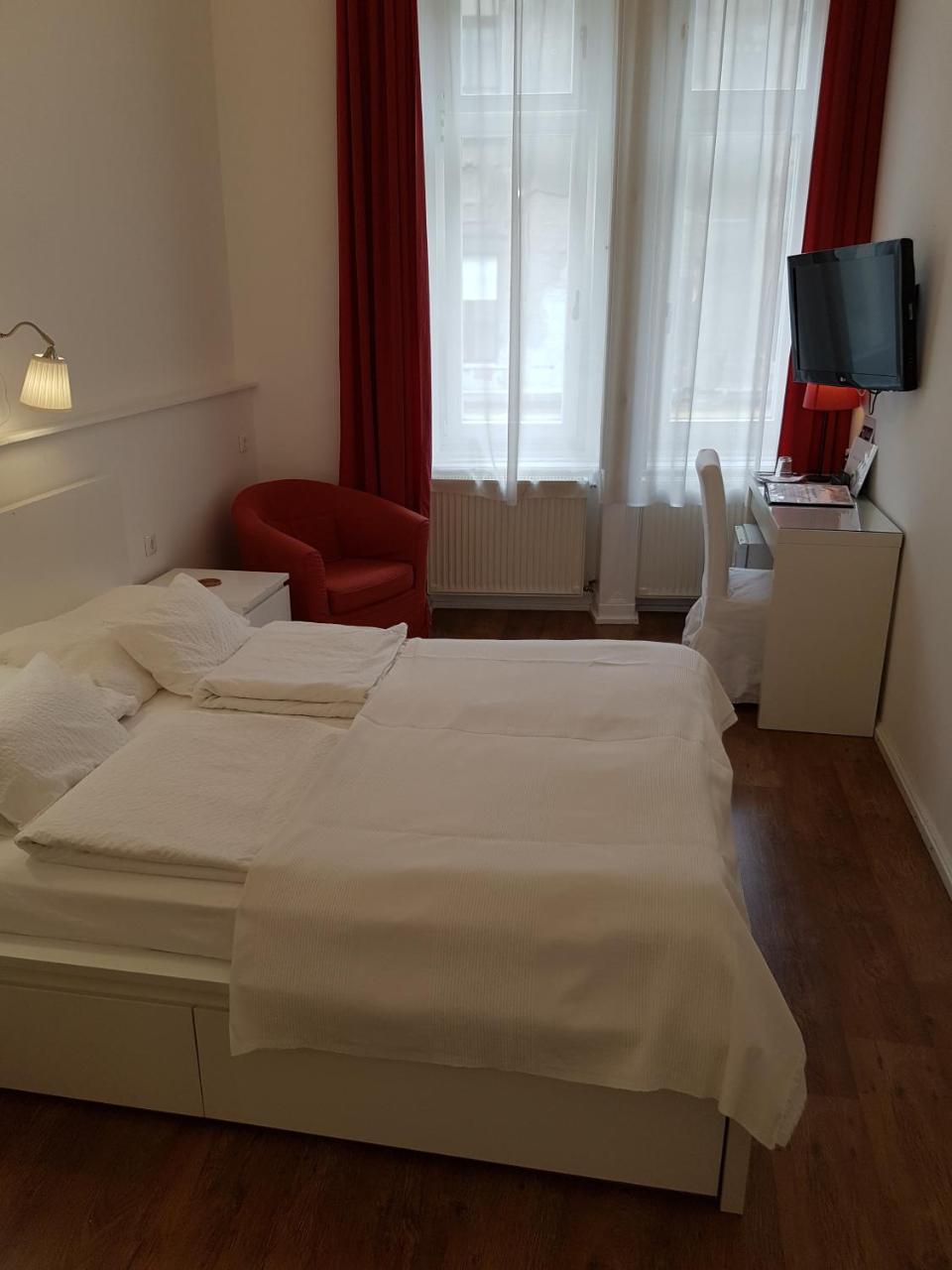 בודפשט Connection Guesthouse מראה חיצוני תמונה