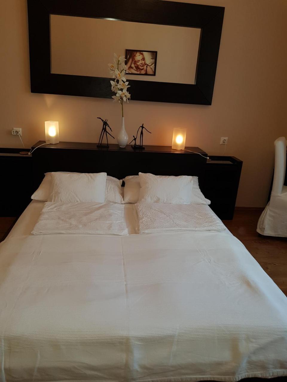 בודפשט Connection Guesthouse מראה חיצוני תמונה