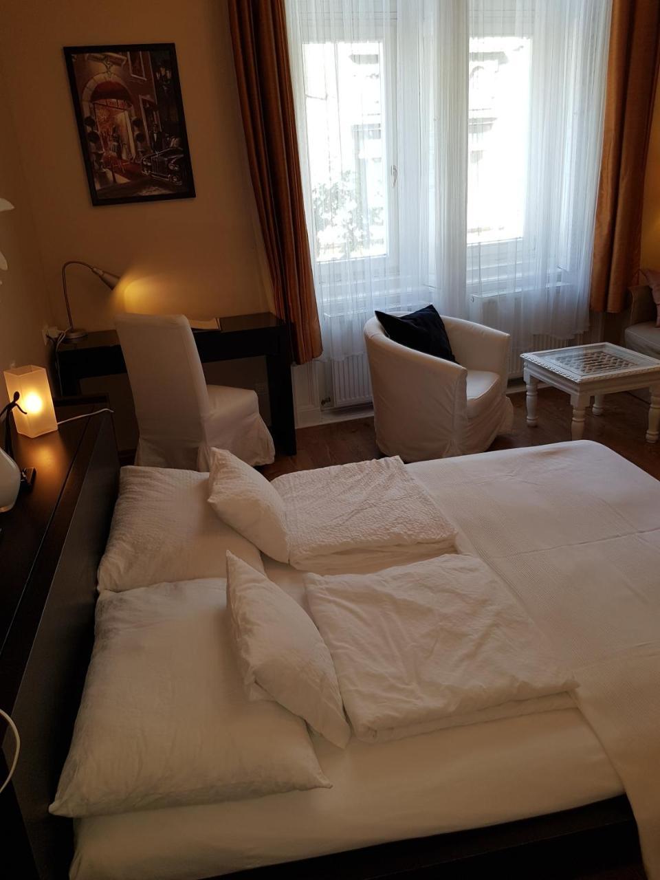 בודפשט Connection Guesthouse מראה חיצוני תמונה