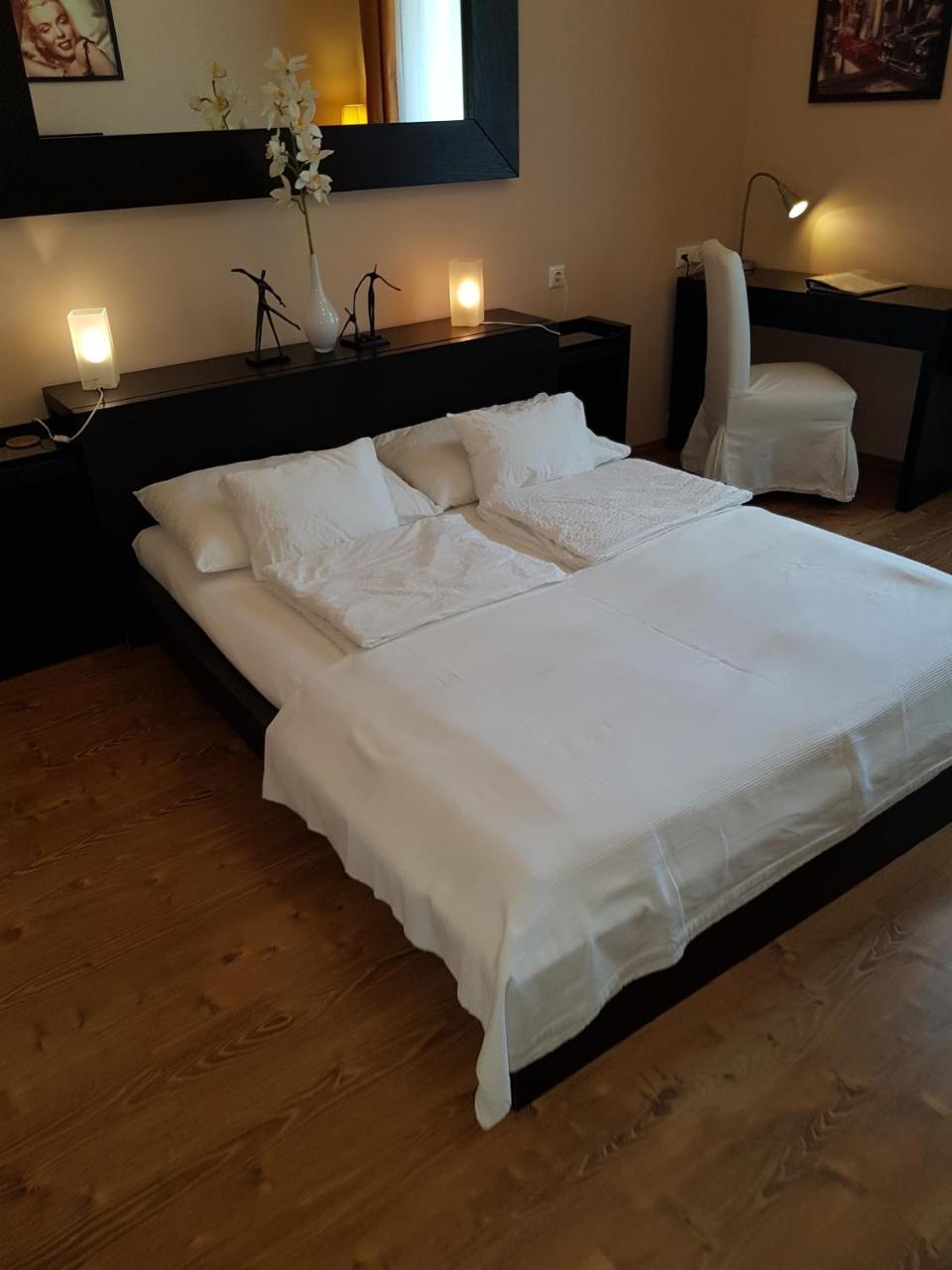 בודפשט Connection Guesthouse מראה חיצוני תמונה
