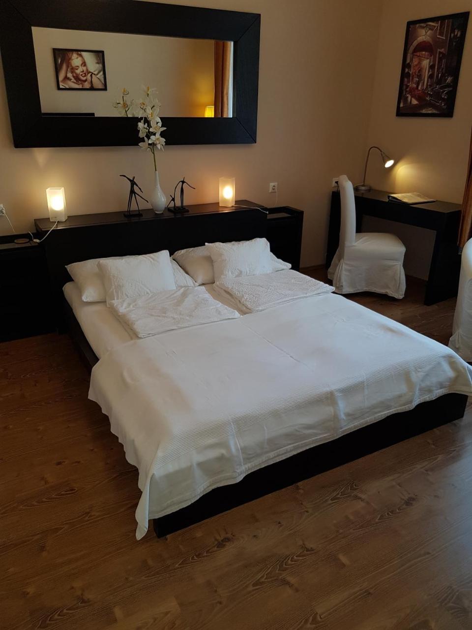 בודפשט Connection Guesthouse מראה חיצוני תמונה