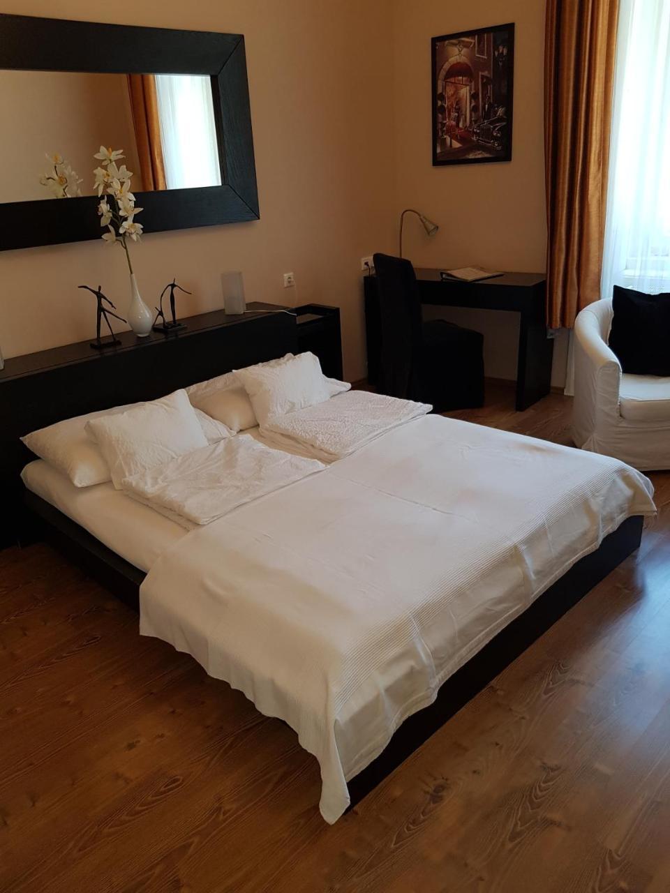 בודפשט Connection Guesthouse מראה חיצוני תמונה