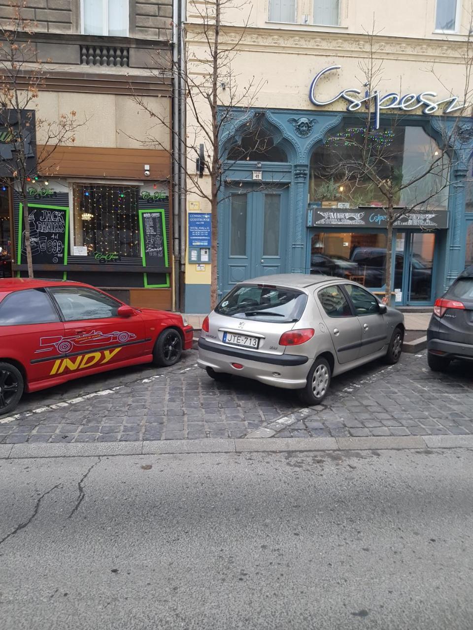 בודפשט Connection Guesthouse מראה חיצוני תמונה